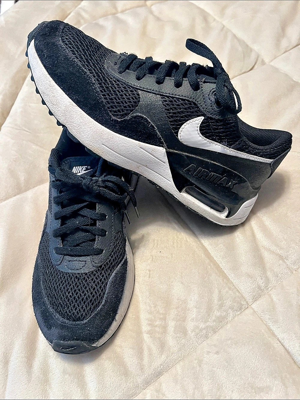 Nike Air Max Black & White Sneakers US 5Y